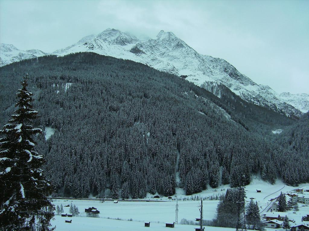 Haus Triumph Διαμέρισμα Pettneu am Arlberg Εξωτερικό φωτογραφία